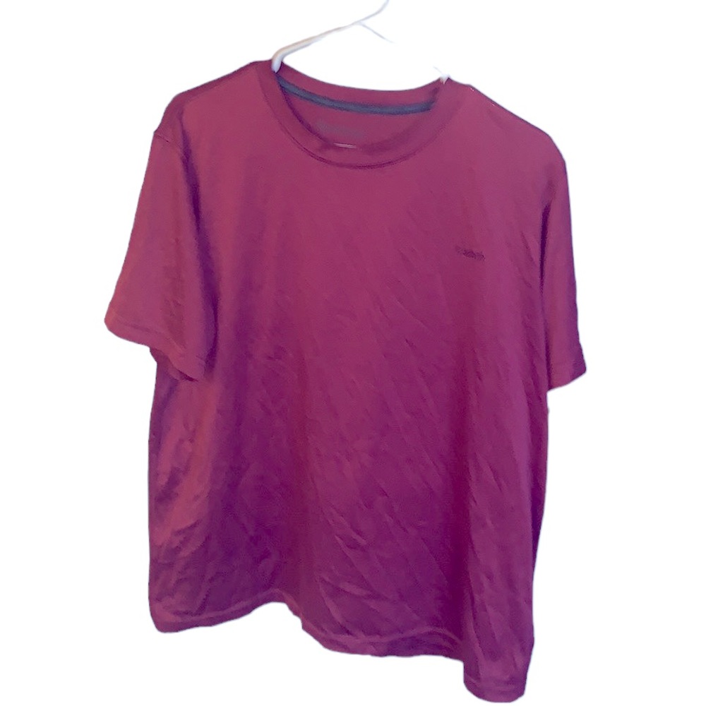 Reebok medium tee - Picture 2 of 2